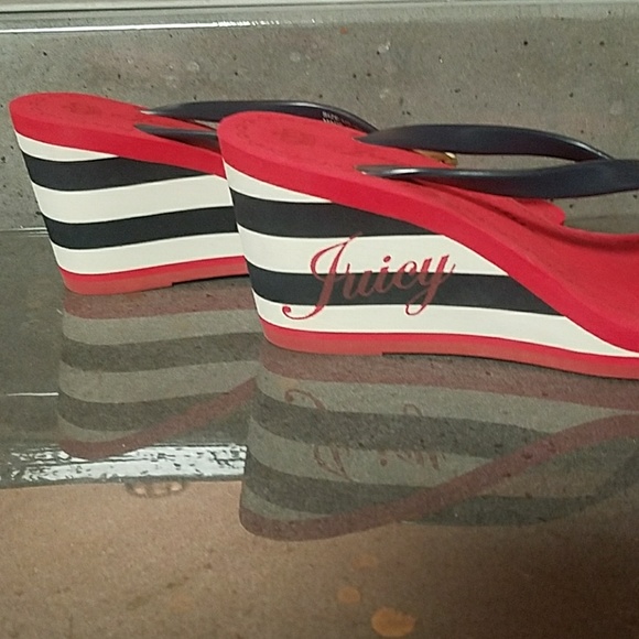 Juicy Couture Sandals - Picture 3 of 5